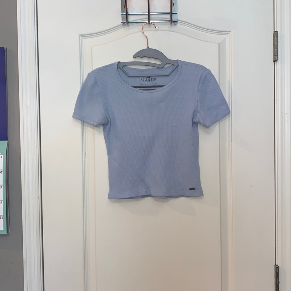 Hollister cropped shirt